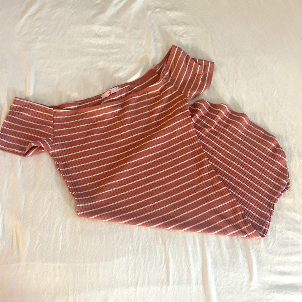 New- Q Off Shoulder Lounger Dress